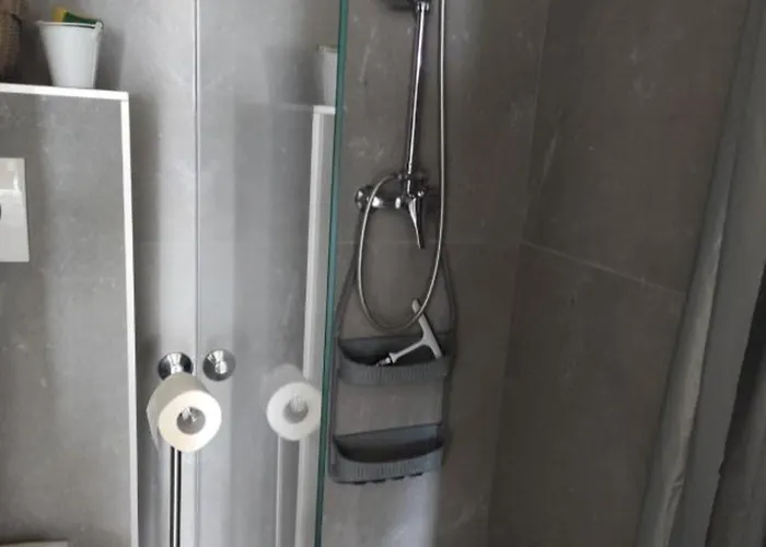 Modern Beachfront Near Sibenik Lejlighed